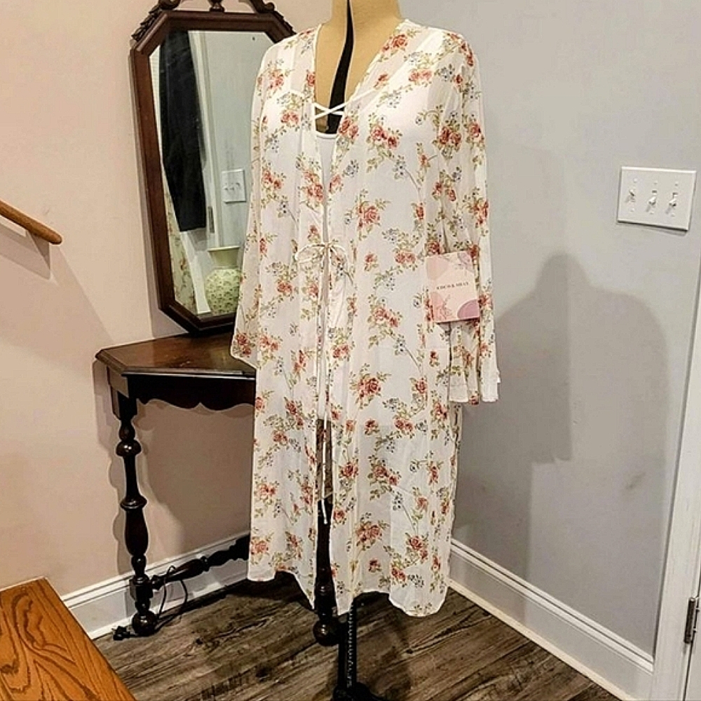 NWT 2X Long Sheer Floral Kimono w/Tie